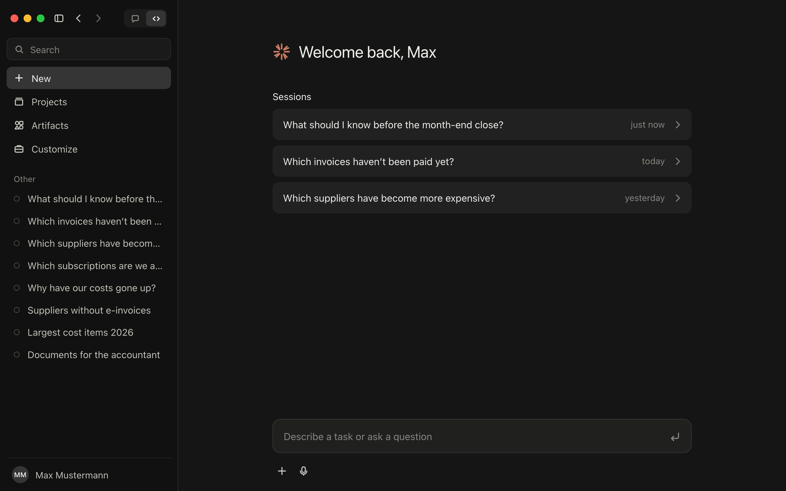Step 3: Claude with an active GetMyInvoices connection and first questions