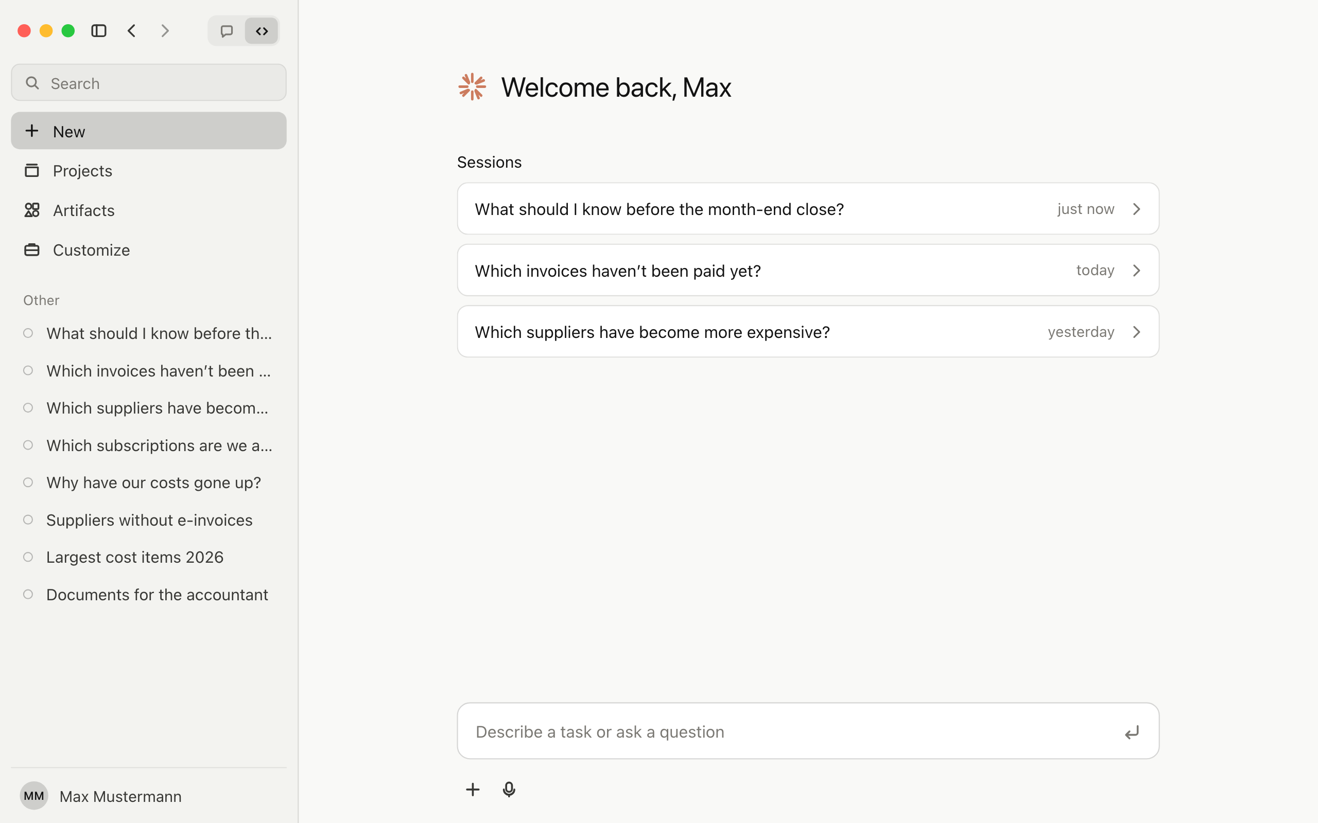 Step 3: Claude with an active GetMyInvoices connection and first questions
